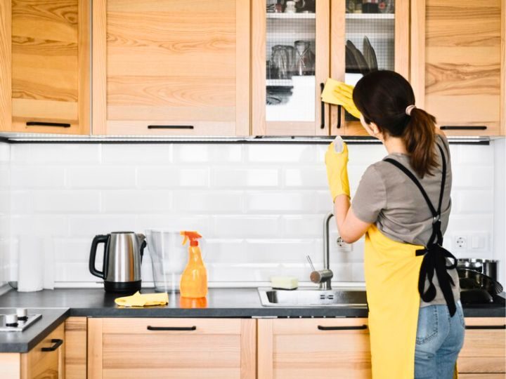 Kitchen Cleaning Service